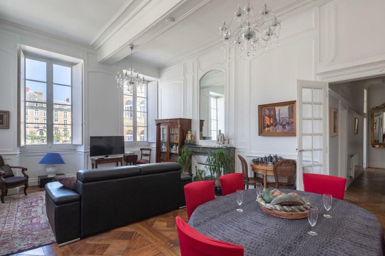 Les Suites De Philippe By Cocoonr Rennes Esterno foto